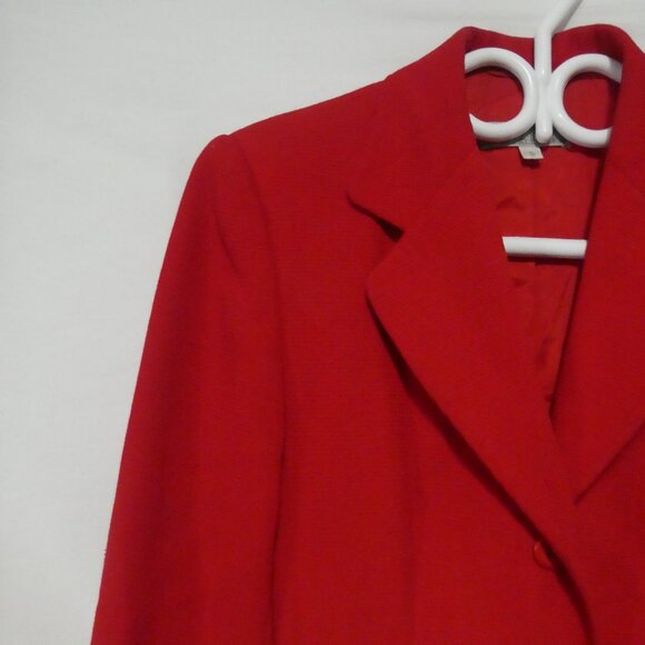 ESSENCE By THEME | small | Red Waffle Knit Textured Blazer | Faux Pockets - Picture 3 of 16